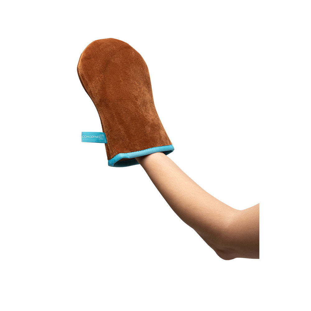 SELF-TANNING applicator glove