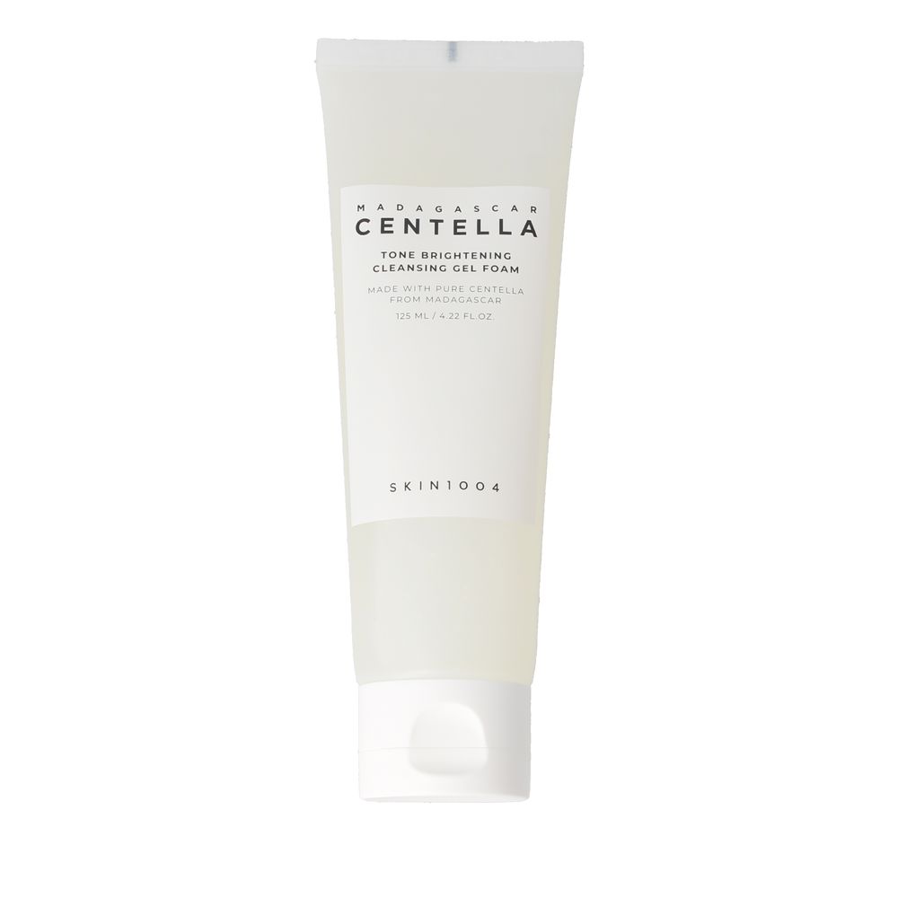 MADAGASCAR CENTELLA tone-enhancing foaming cleansing gel